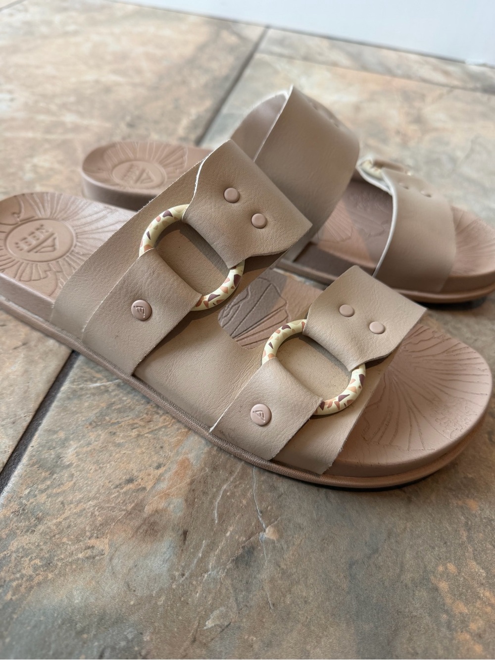 Reef Women's Neutral Beige Double-Strap Vista Slide Sandals - Picture 6 of 6
